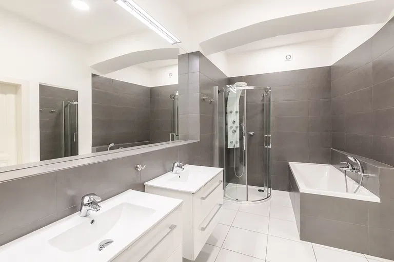 Janáčkovo nábřeží, Smíchov - Praha 5 | Prenájom, Byt, 6-izbový, 291 m²