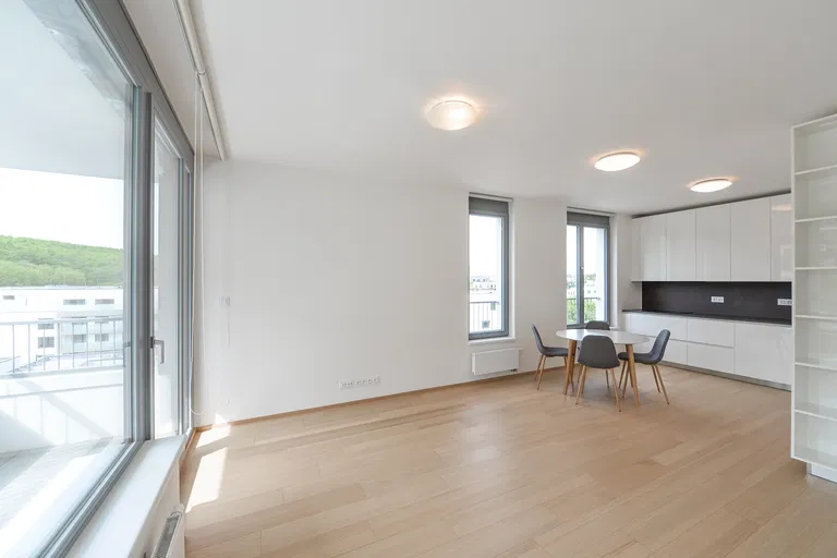 Walterovo náměstí, Jinonice - Praha 5 | Prenájom, Byt, 4-izbový, 109 m²
