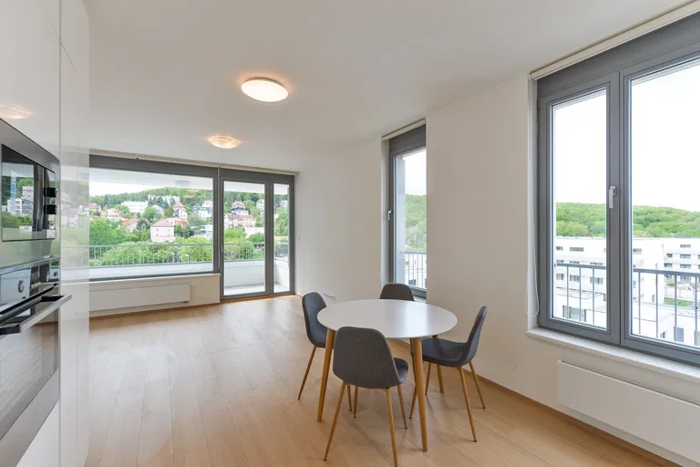 Walterovo náměstí, Jinonice - Praha 5 | Prenájom, Byt, 4-izbový, 109 m²