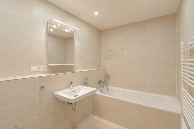 Walterovo náměstí, Jinonice - Praha 5 | Prenájom, Byt, 4-izbový, 109 m²