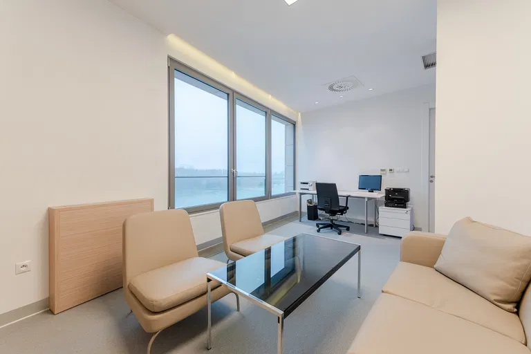 Pribinova, Staré Mesto - Bratislava I | Predaj, Kancelárie, 229 m²