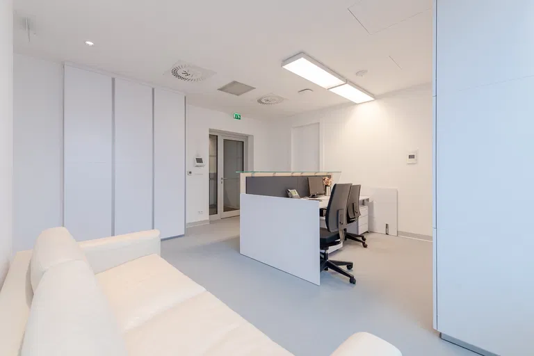 Pribinova, Staré Mesto - Bratislava I | Predaj, Kancelárie, 229 m²