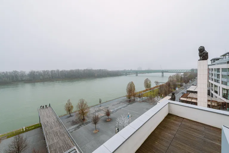 Pribinova, Staré Mesto - Bratislava I | Predaj, Kancelárie, 229 m²