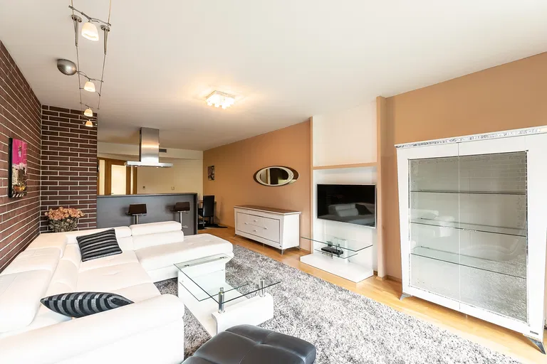 Ke Kapslovně, Žižkov - Praha 3 | Predaj, Byt, 2-izbový, 128 m²