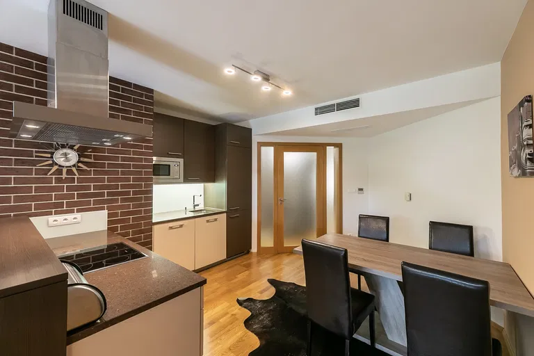 Ke Kapslovně, Žižkov - Praha 3 | Predaj, Byt, 2-izbový, 128 m²