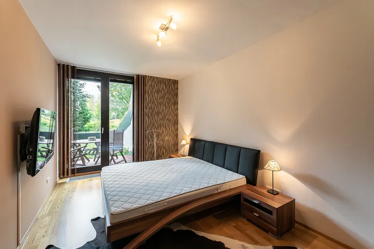 Ke Kapslovně, Žižkov - Praha 3 | Predaj, Byt, 2-izbový, 128 m²