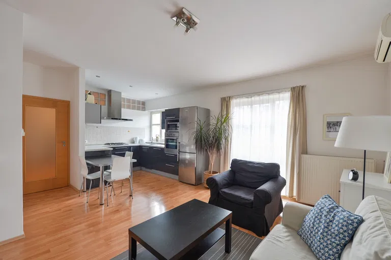 Letohradská, Holešovice - Praha 7 | Prenájom, Byt, 3-izbový, 84 m²