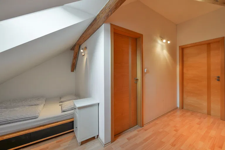 Letohradská, Holešovice - Praha 7 | Prenájom, Byt, 3-izbový, 84 m²