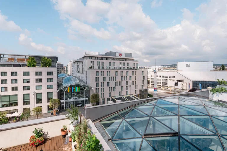 Pribinova, Staré Mesto - Bratislava I | Predaj, Kancelárie, 229 m²