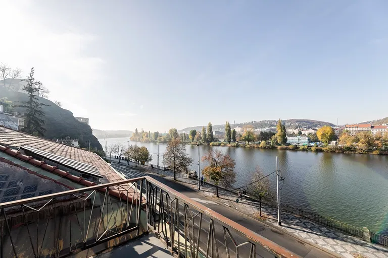 Rašínovo nábřeží, Nové Město - Praha 2 | Predaj, Bytový dom, 1013 m²