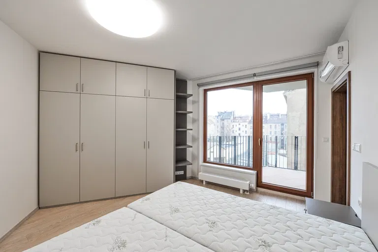 Ctiradova, Nusle - Prague 4 | Rent, Apartment, One-bedroom (2+kk), 59 m²