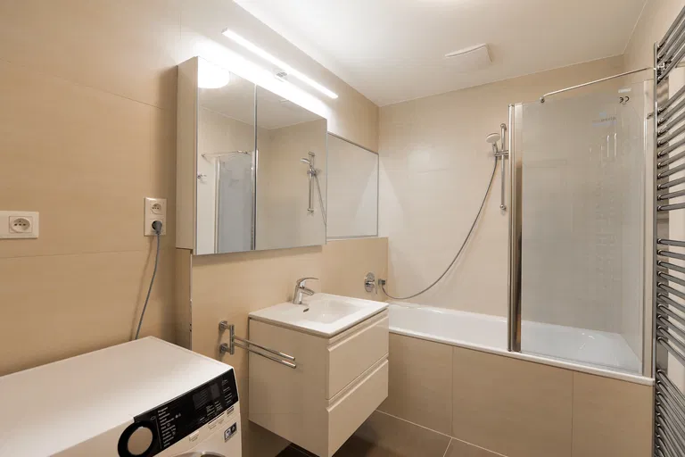 Ctiradova, Nusle - Prague 4 | Rent, Apartment, One-bedroom (2+kk), 59 m²