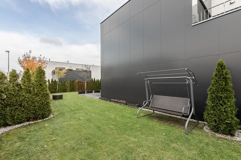 Urešova, Kunratice - Prague 4 | Sale, House, Three-bedroom (4+kk), 208 m²