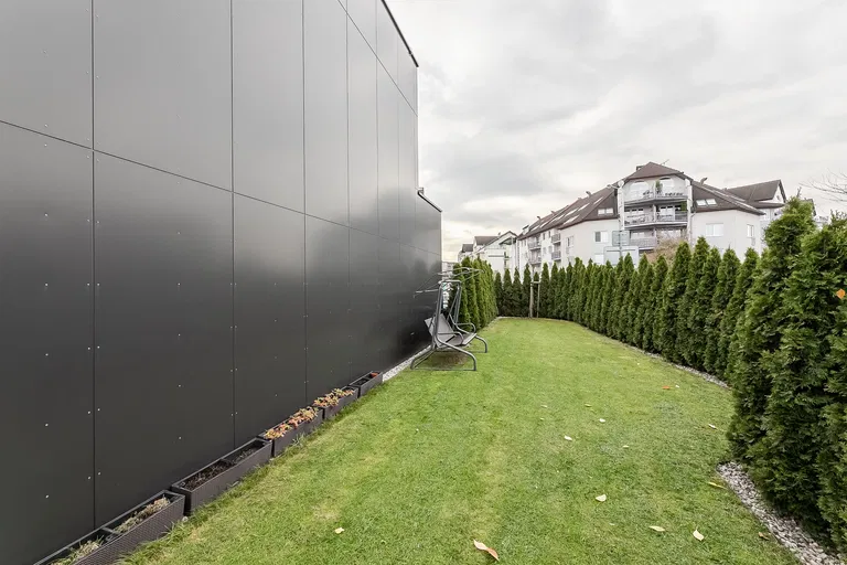 Urešova, Kunratice - Prague 4 | Sale, House, Three-bedroom (4+kk), 208 m²