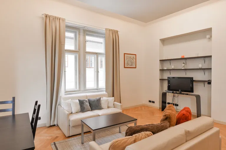 Týnská ulička, Staré Město - Praha 1 | Predaj, Byt, 2-izbový, 77 m²
