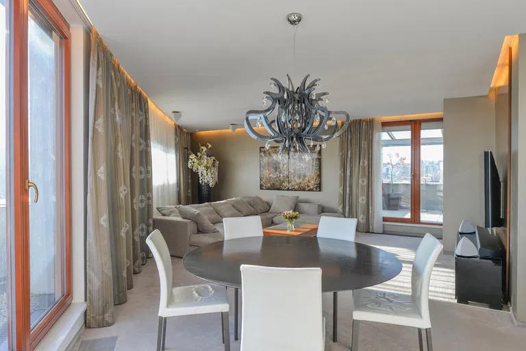 Klímova, Radlice - Praha 5 | Prenájom, Byt, 4-izbový, 231 m²