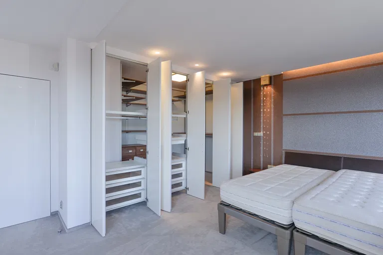 Klímova, Radlice - Praha 5 | Prenájom, Byt, 4-izbový, 231 m²