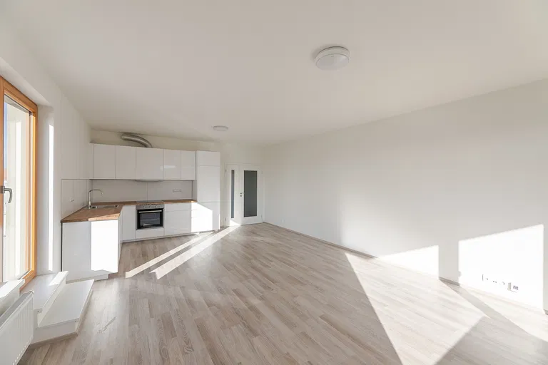 K Vystrkovu, Modřany - Prague 4 | Rent, Apartment, Two-bedroom (3+kk), 159 m²