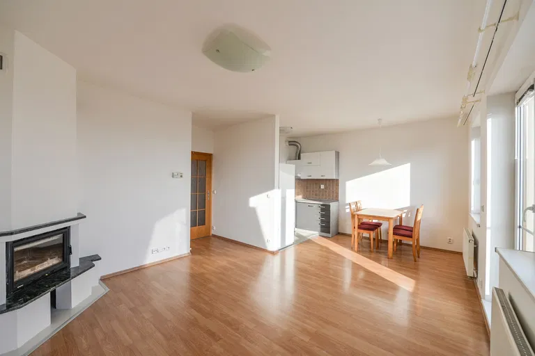 K Sadu, Troja - Praha 8 | Prenájom, Byt, 3-izbový, 88 m²