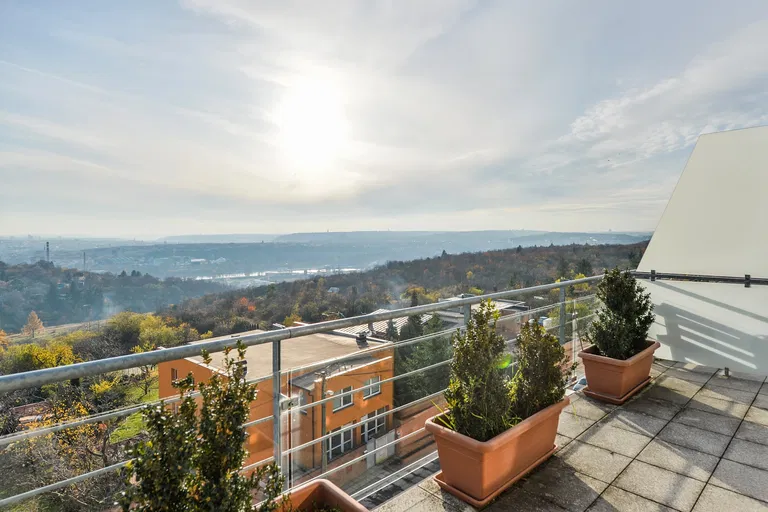 K Sadu, Troja - Praha 8 | Prenájom, Byt, 3-izbový, 88 m²