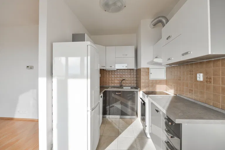 K Sadu, Troja - Praha 8 | Prenájom, Byt, 3-izbový, 88 m²