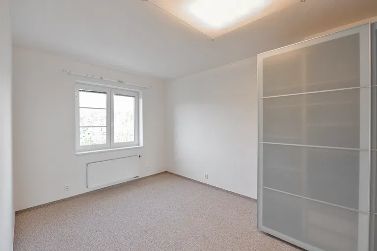 K Sadu, Troja - Praha 8 | Prenájom, Byt, 3-izbový, 88 m²