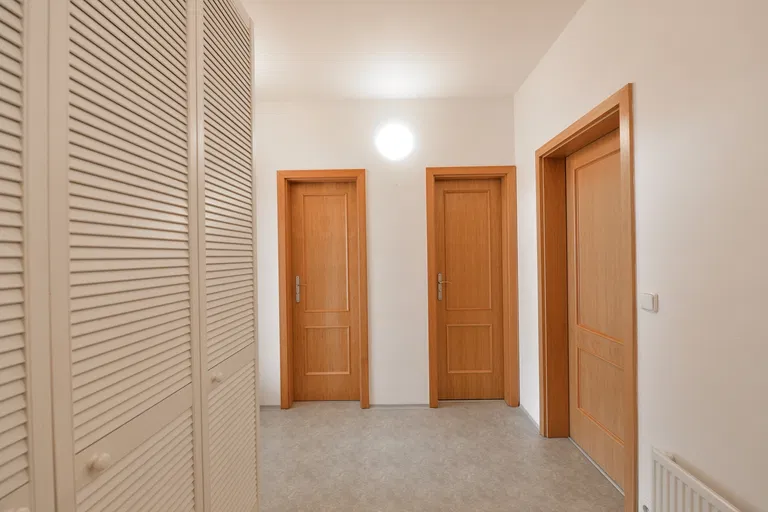 K Sadu, Troja - Praha 8 | Prenájom, Byt, 3-izbový, 88 m²