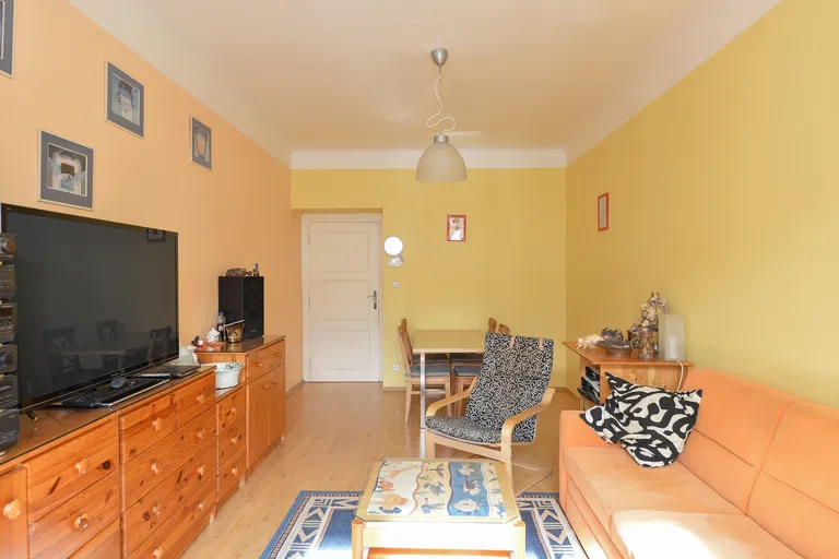 Veverkova, Holešovice - Praha 7 | Predaj, Byt, 3-izbový, 77 m²