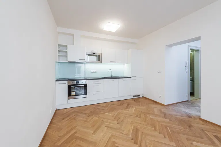 Myslíkova, Nové Město - Praha 2 | Prenájom, Byt, 1-izbový, 46 m²
