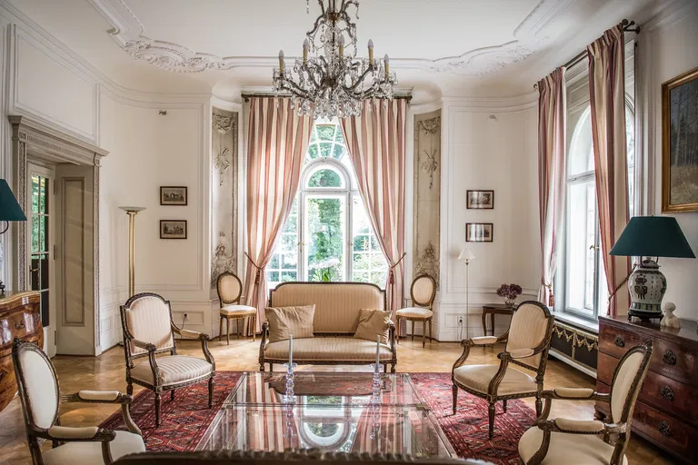 náměstí Borise Němcova, Bubeneč - Praha 6 | Predaj, Rodinný dom, 16-izbový, 1 024 m²