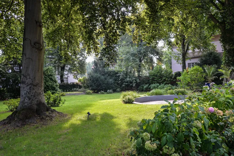 náměstí Borise Němcova, Bubeneč - Praha 6 | Predaj, Rodinný dom, 16-izbový, 1 024 m²