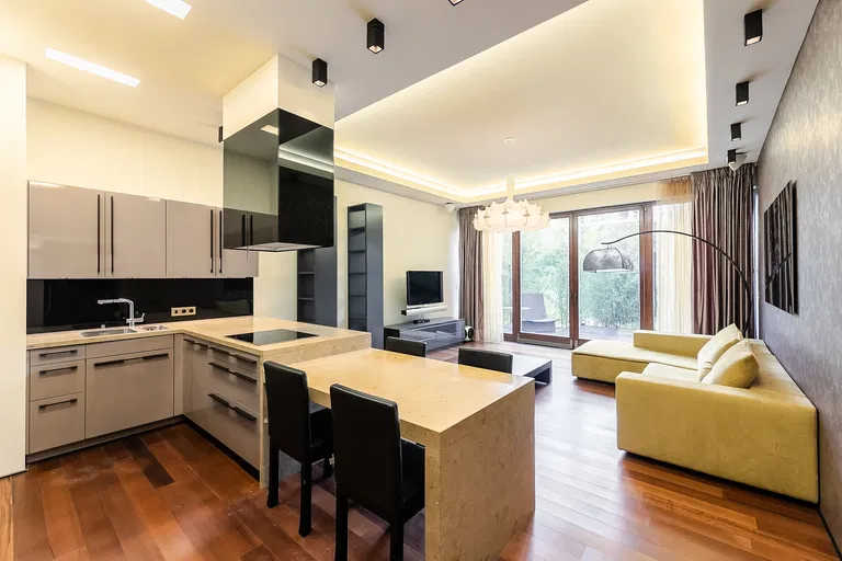 Mlýnská, Bubeneč - Praha 6 | Prenájom, Byt, 3-izbový, 130 m²