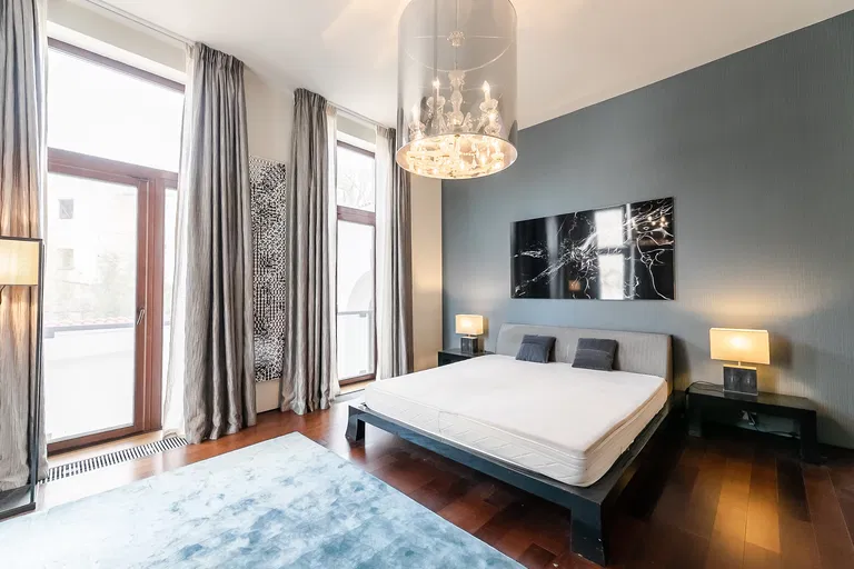 Mlýnská, Bubeneč - Praha 6 | Prenájom, Byt, 3-izbový, 130 m²