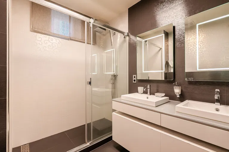 Mlýnská, Bubeneč - Praha 6 | Prenájom, Byt, 3-izbový, 130 m²