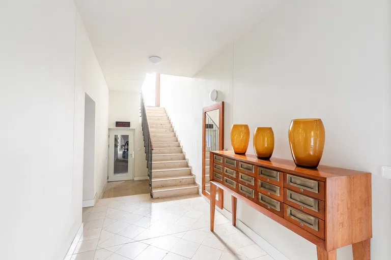 Mlýnská, Bubeneč - Praha 6 | Prenájom, Byt, 3-izbový, 130 m²