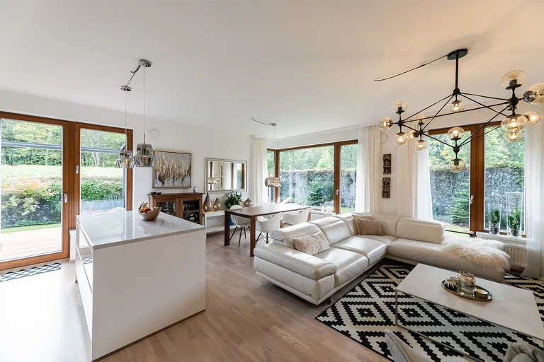 Plzeňská, Motol - Praha 5 | Predaj, Byt, 4-izbový, 111 m²