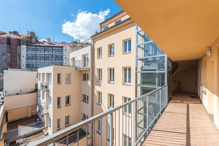 Drtinova, Smíchov - Prague 5 | Sale, Apartment, One-bedroom (2+kk), 65 m²