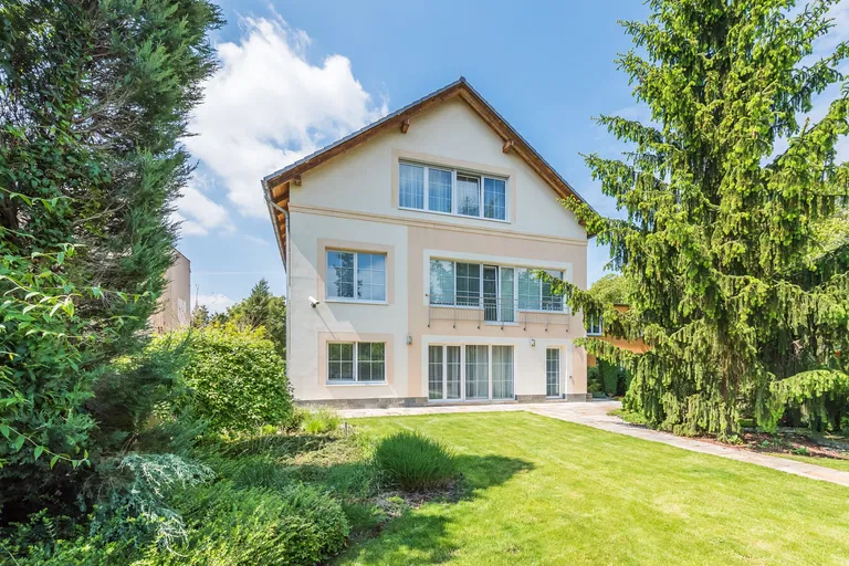 K Safině, Šeberov - Praha 4 | Predaj, Rodinný dom, 16-izbový, 440 m²