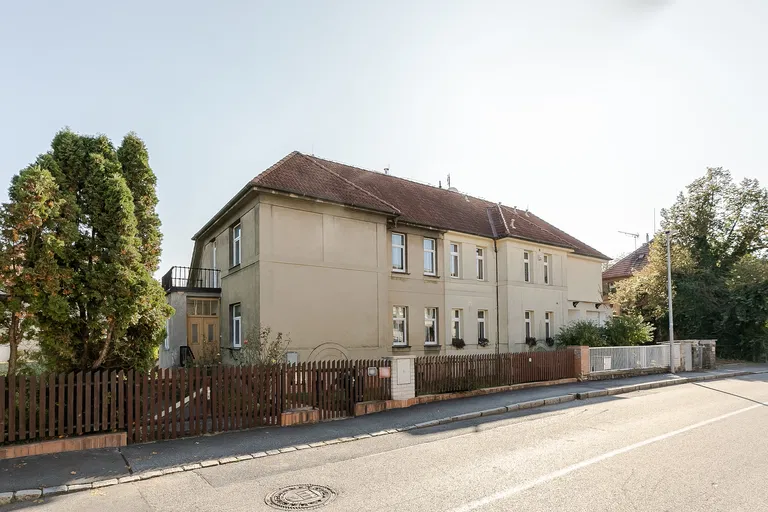 Nad Šárkou, Dejvice - Prague 6 | Sale, House, Four-bedroom (5+kk), 195 m²