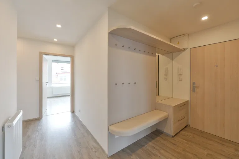V Zahradách, Libeň - Prague 8 | Sale, Apartment, Two-bedroom (3+1), 126 m²