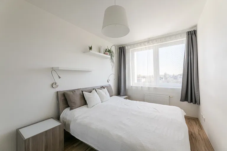 U Uhříněveské obory, Uhříněves - Prague 10 | Sale, Apartment, Two-bedroom (3+kk), 73 m²