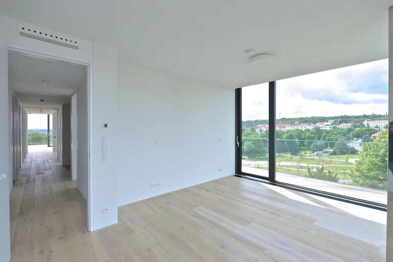 U Laboratoře, Střešovice - Praha 6 | Prenájom, Byt, 4-izbový, 197 m²