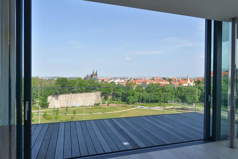U Laboratoře, Střešovice - Praha 6 | Prenájom, Byt, 4-izbový, 197 m²