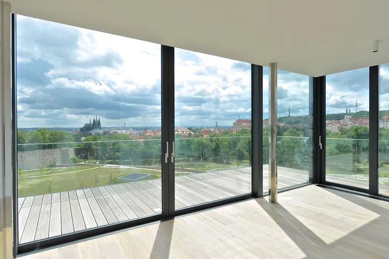 U Laboratoře, Střešovice - Praha 6 | Prenájom, Byt, 4-izbový, 197 m²