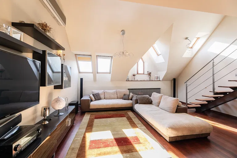 Slovinská, Vršovice - Praha 10 | Predaj, Byt, 3-izbový, 120 m²