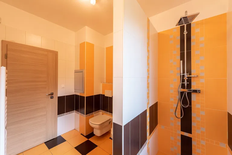 Vančurova, Čelákovice - Praha-východ | Predaj, Rodinný dom, 6-izbový, 289 m²