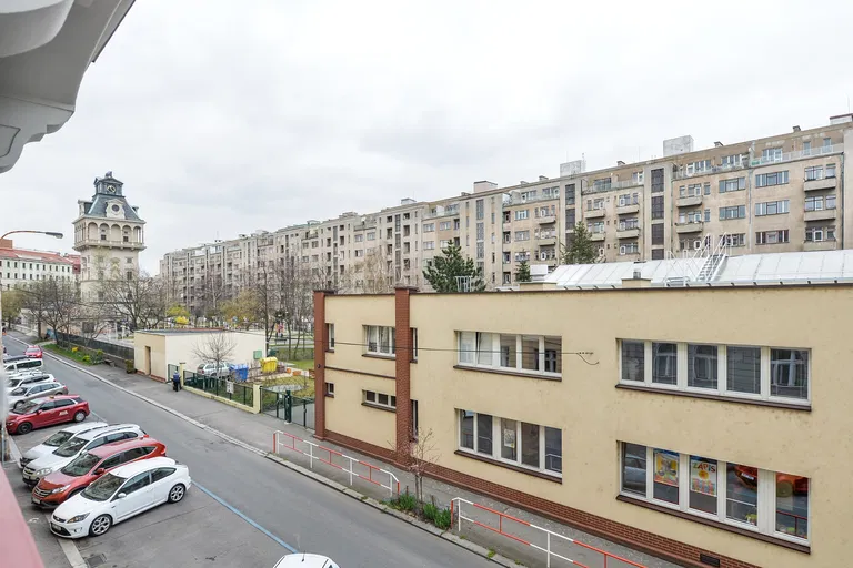 Na Výšinách, Bubeneč - Praha 7 | Prenájom, Byt, 2-izbový, 80 m²