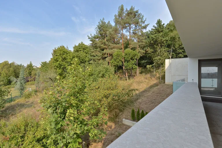 Na Šumavě, Smíchov - Prague 5 | Sale, Apartment, Three-bedroom (4+1), 190 m²