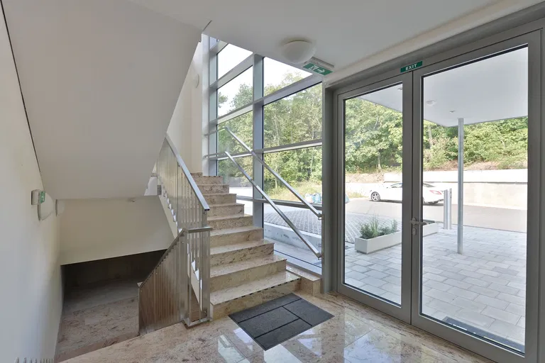 Na Šumavě, Smíchov - Prague 5 | Sale, Apartment, Three-bedroom (4+1), 190 m²