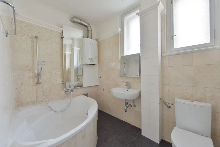 Viktorinova, Nusle - Praha 4 | Predaj, Byt, 2-izbový, 52 m²